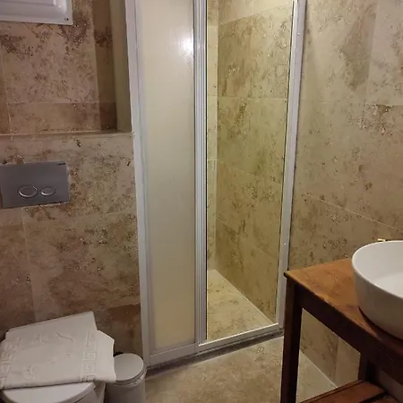 Отель Balloon View 3*